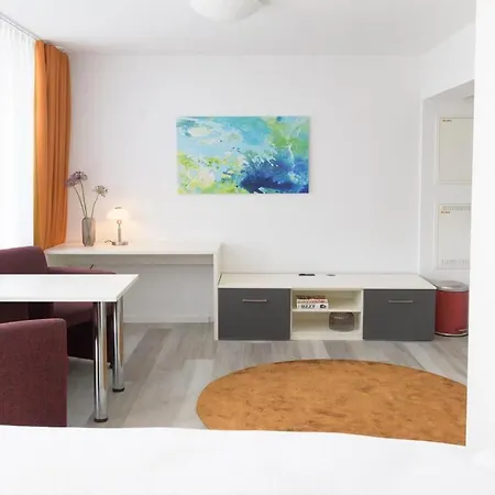Huber Living Single 301 Гермеринг